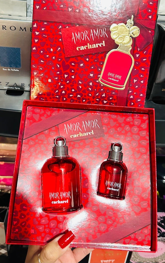 AMOR AMOR CACHAREL EDTSET 2 pc. 100ml y 30ml